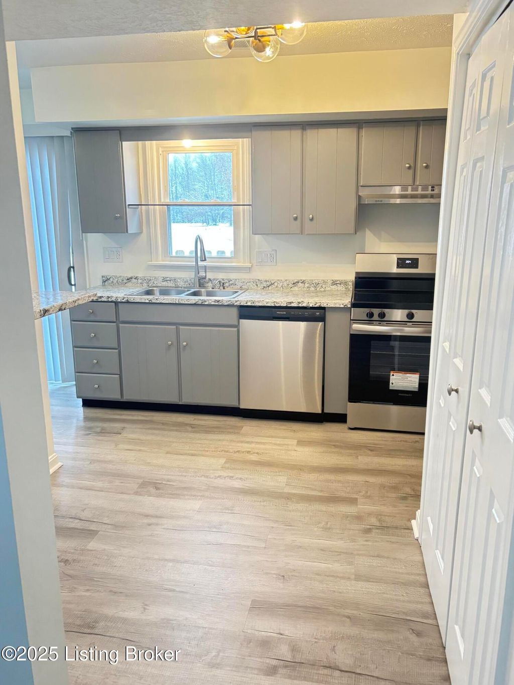 Photo of 8207 Damascus Cir #D1, Louisville, KY 40228 (MLS # 1704869)