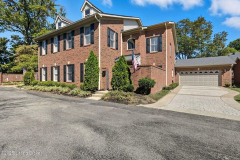 Photo of 709 Tunbridge Wells Ln, Louisville, KY 40207 (MLS # 1700020)