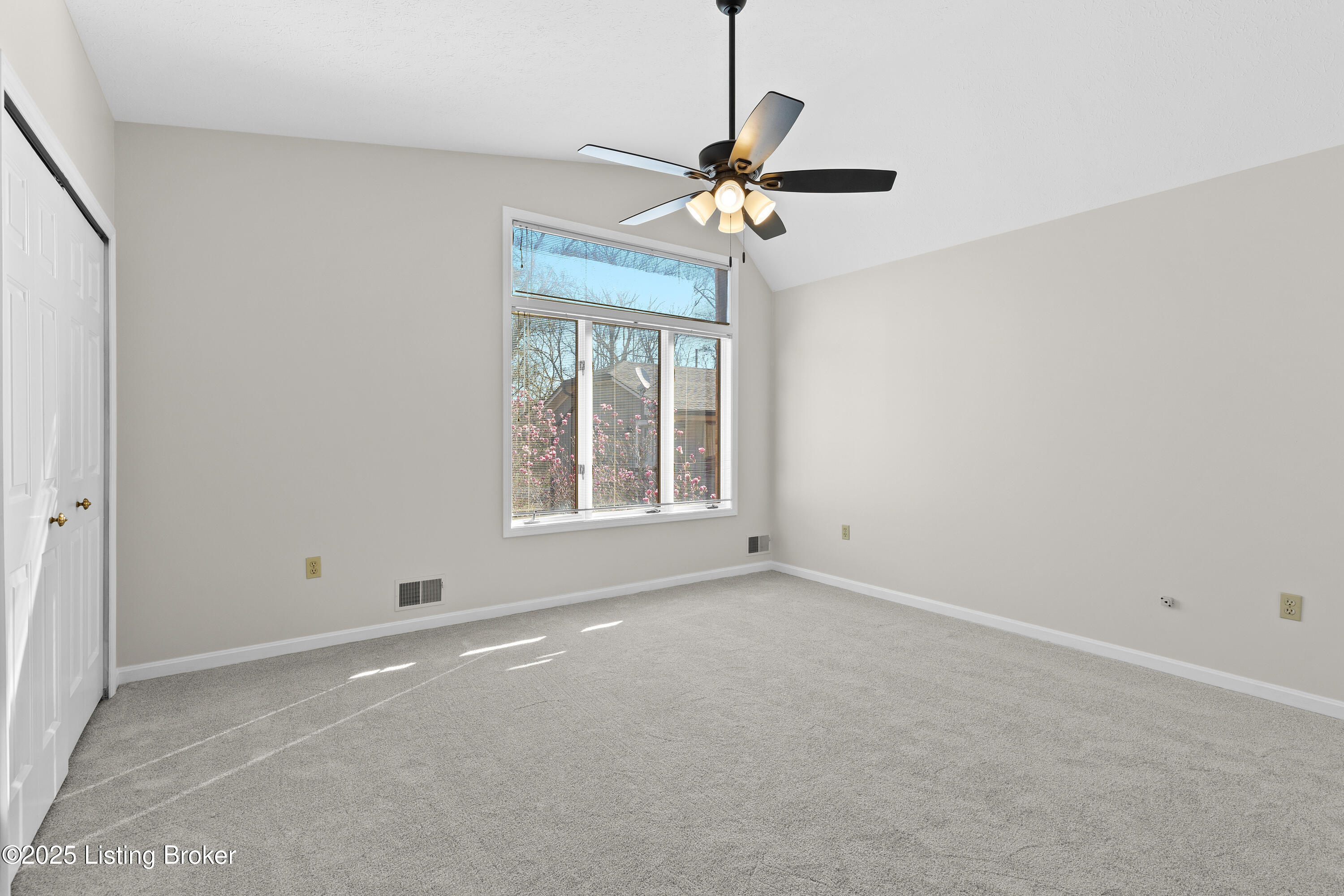 5552 Forest Lake Dr, Prospect, Kentucky image 18