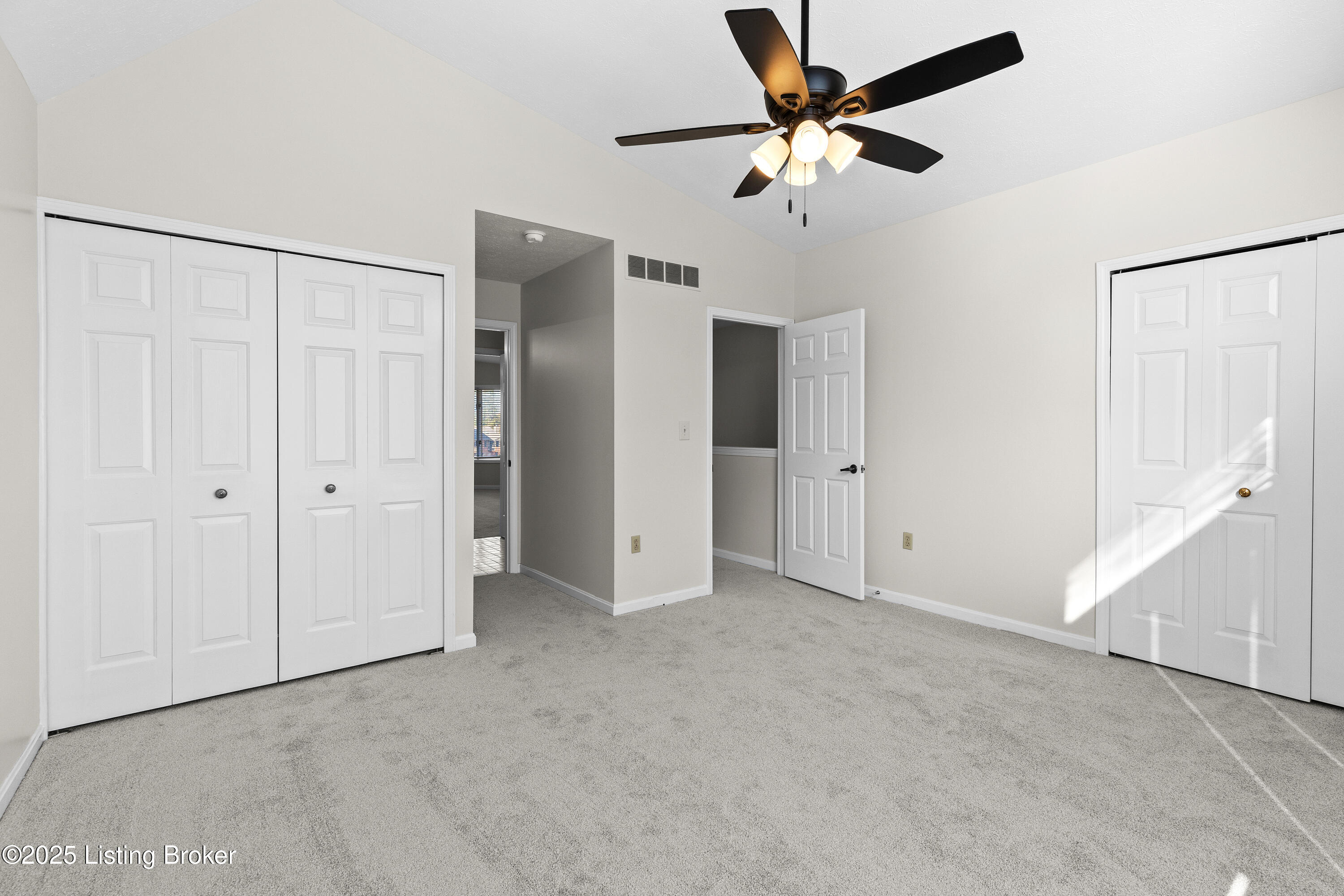 5552 Forest Lake Dr, Prospect, Kentucky image 19
