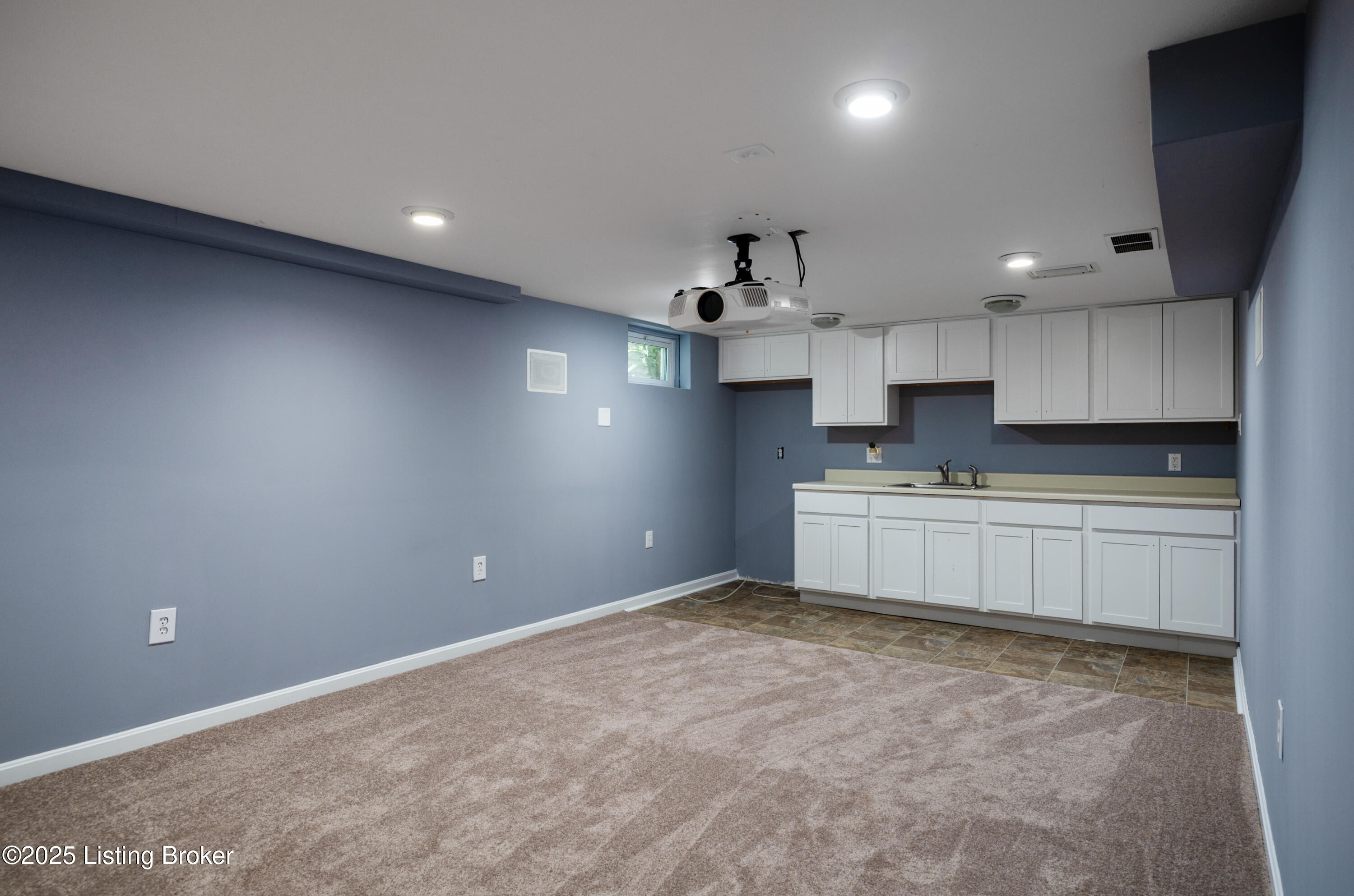 9847 Longwood Cir, Louisville, Pennsylvania image 34