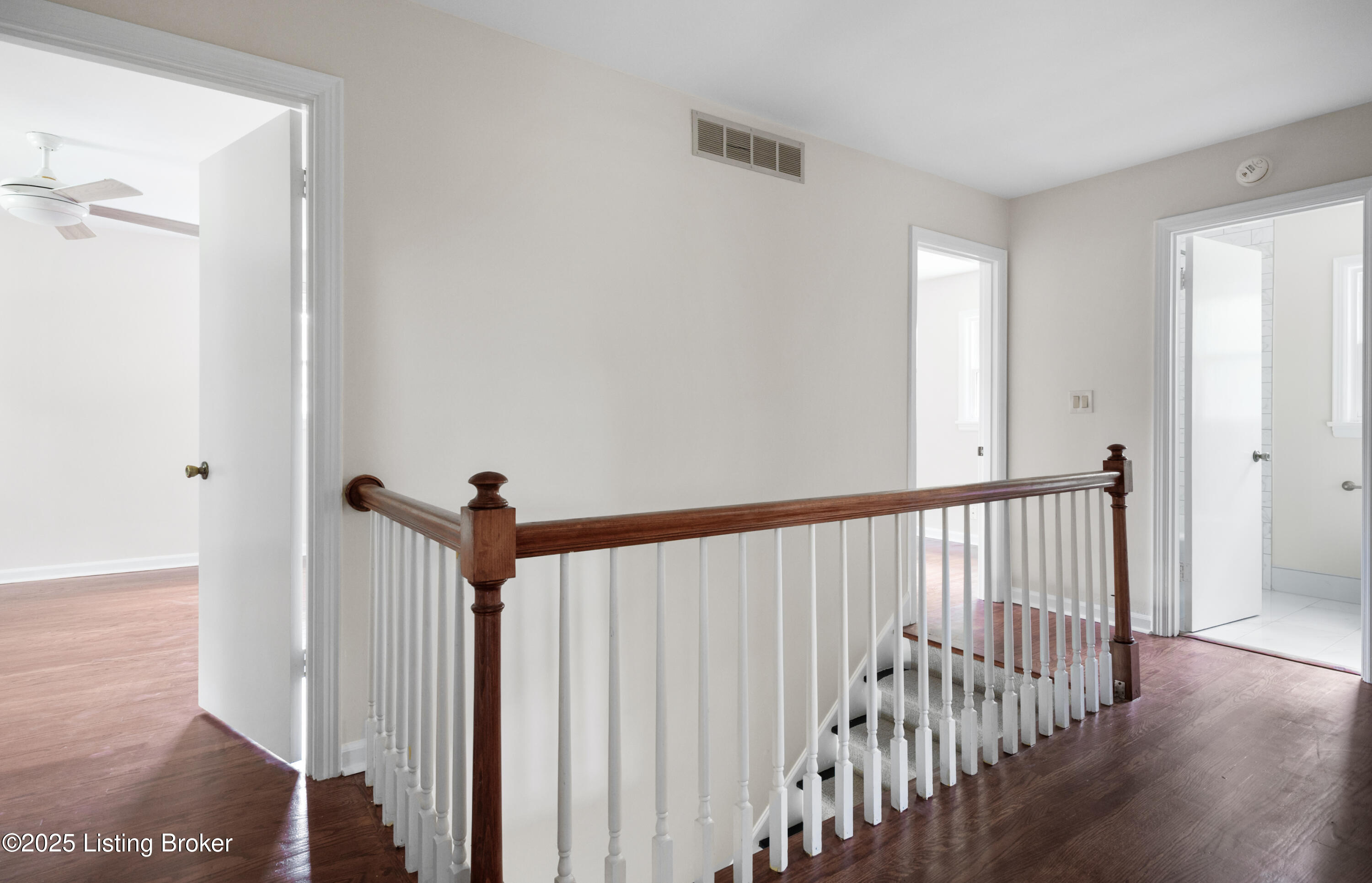 9847 Longwood Cir, Louisville, Pennsylvania image 29