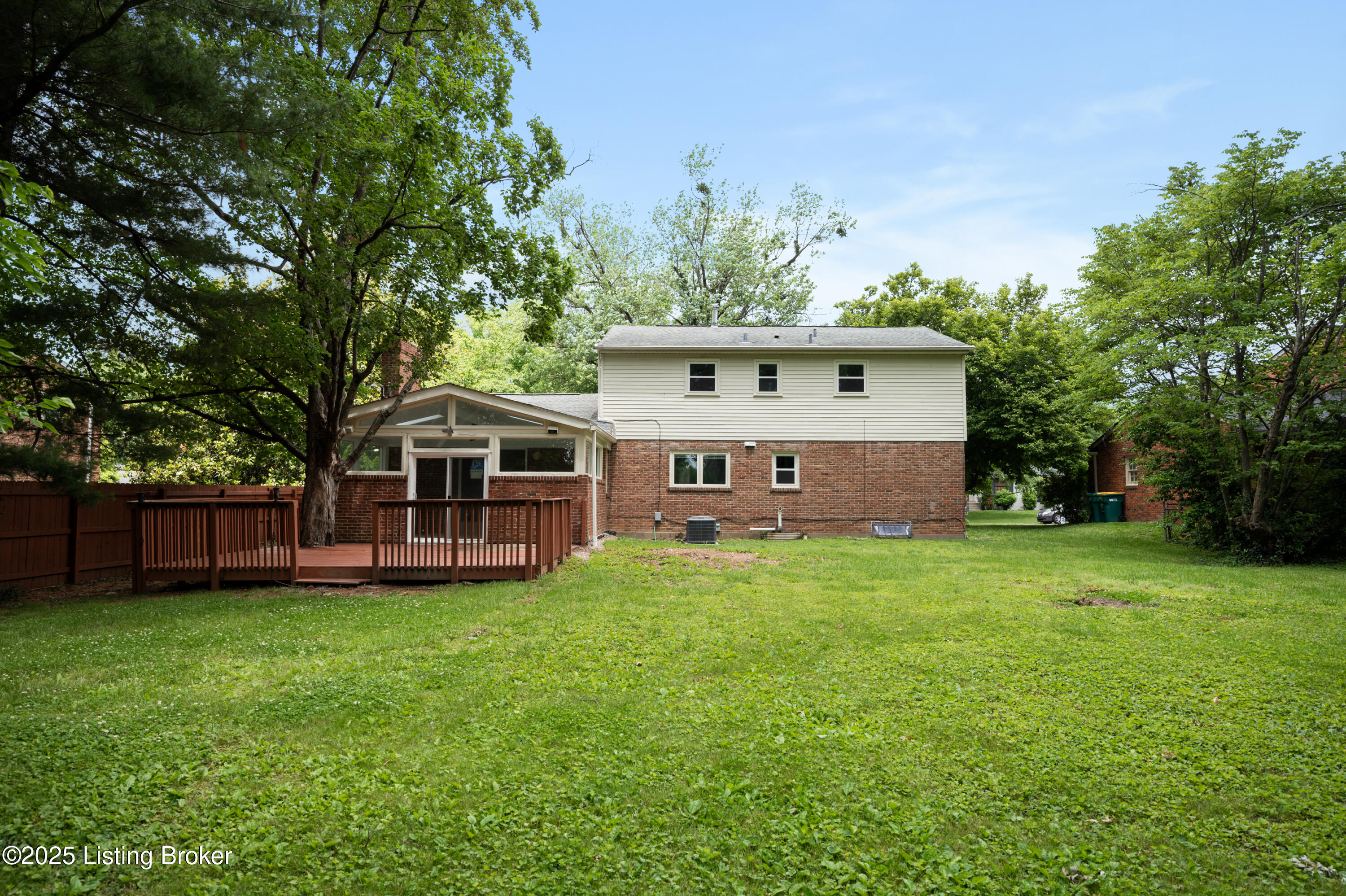 9847 Longwood Cir, Louisville, Pennsylvania image 39