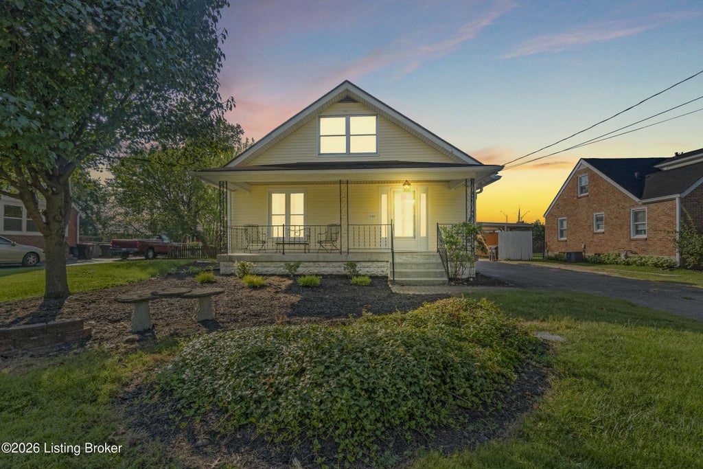 Photo of 1732 Lincoln Ave, Louisville, KY 40213 (MLS # 1727663)