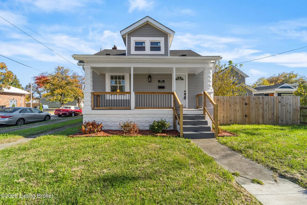 Photo of 1601 S Shelby St, Louisville, KY 40217 (MLS # 1715627)