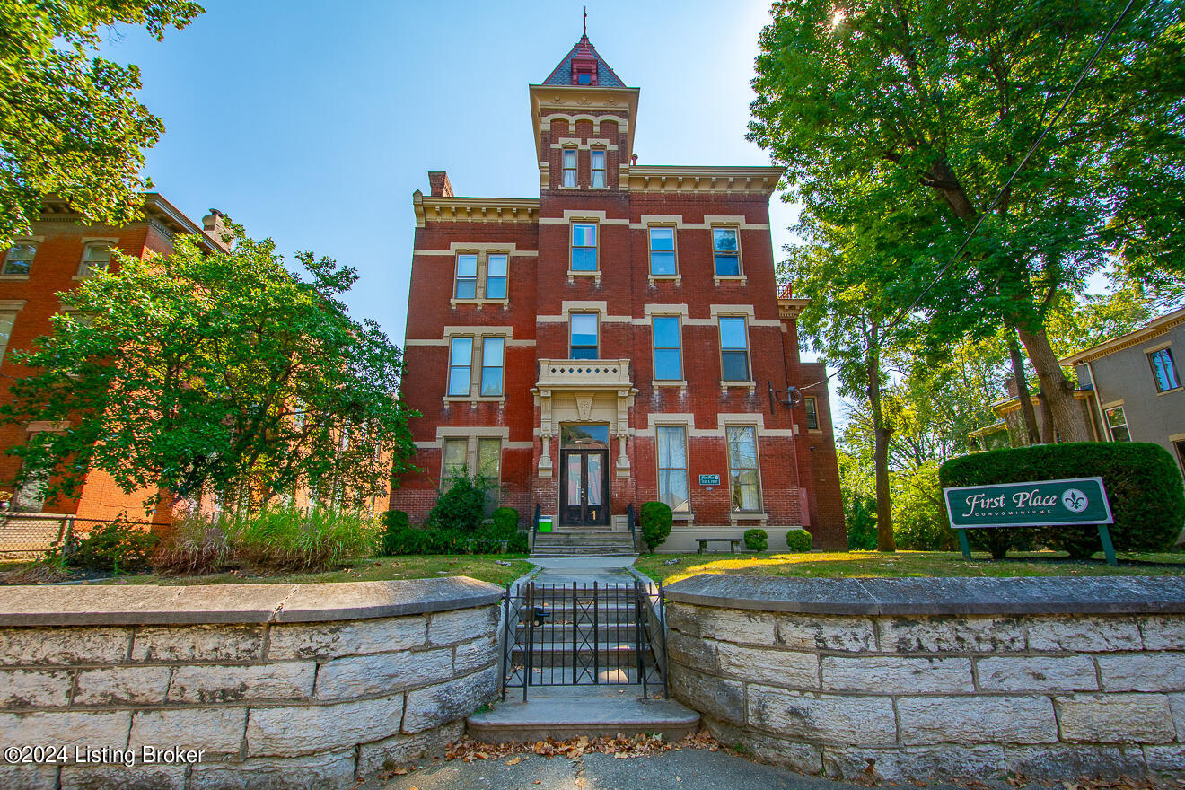 1135 S 1st St #7, Louisville, Kentucky image 2