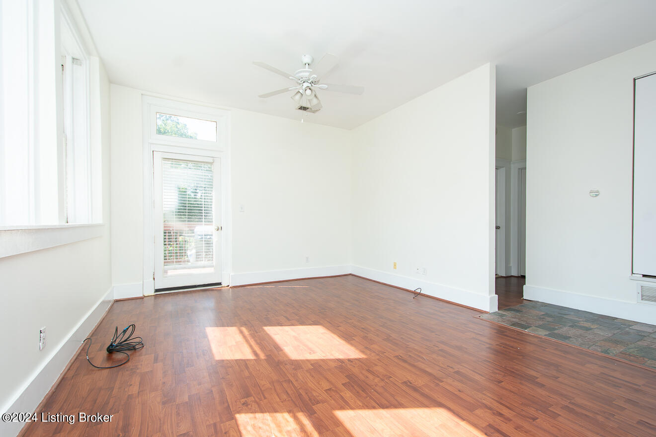 1135 S 1st St #7, Louisville, Kentucky image 7