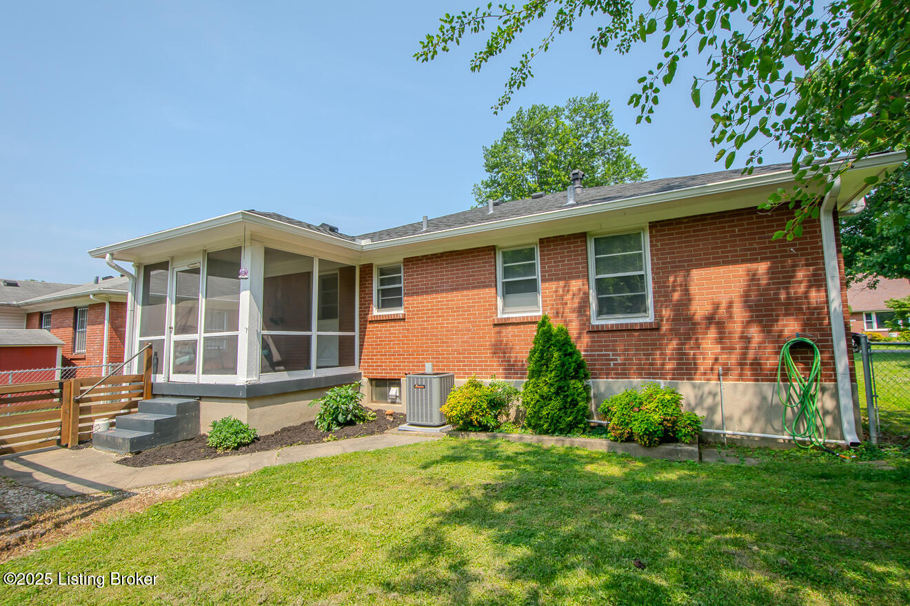 1634 Nightingale Rd, Louisville, Pennsylvania image 25