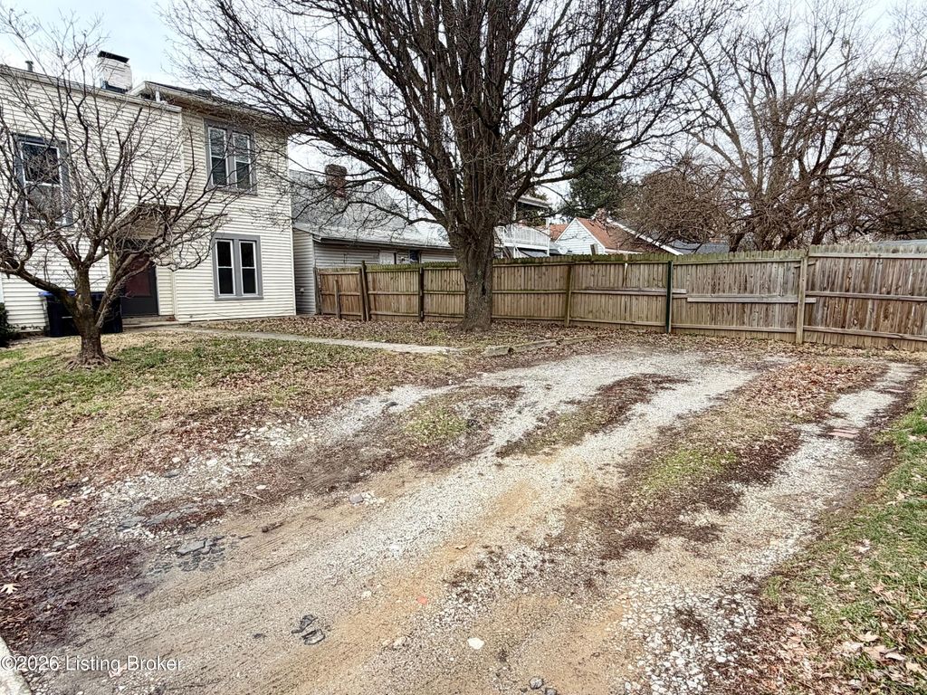 Photo of 2220 Payne St #1, Louisville, KY 40206 (MLS # 1707703)