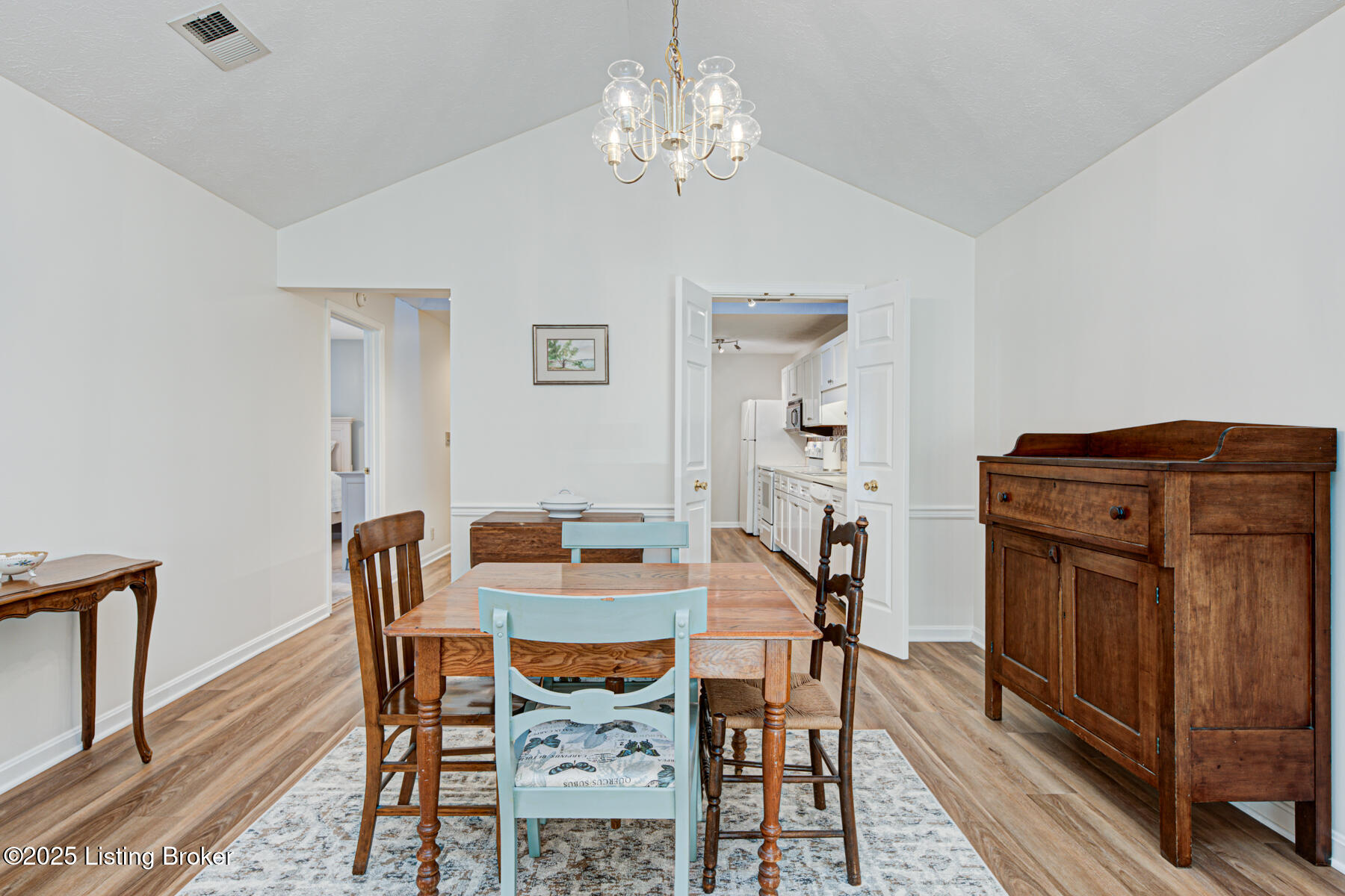 908 Forest Park Rd, Louisville, Kentucky image 24