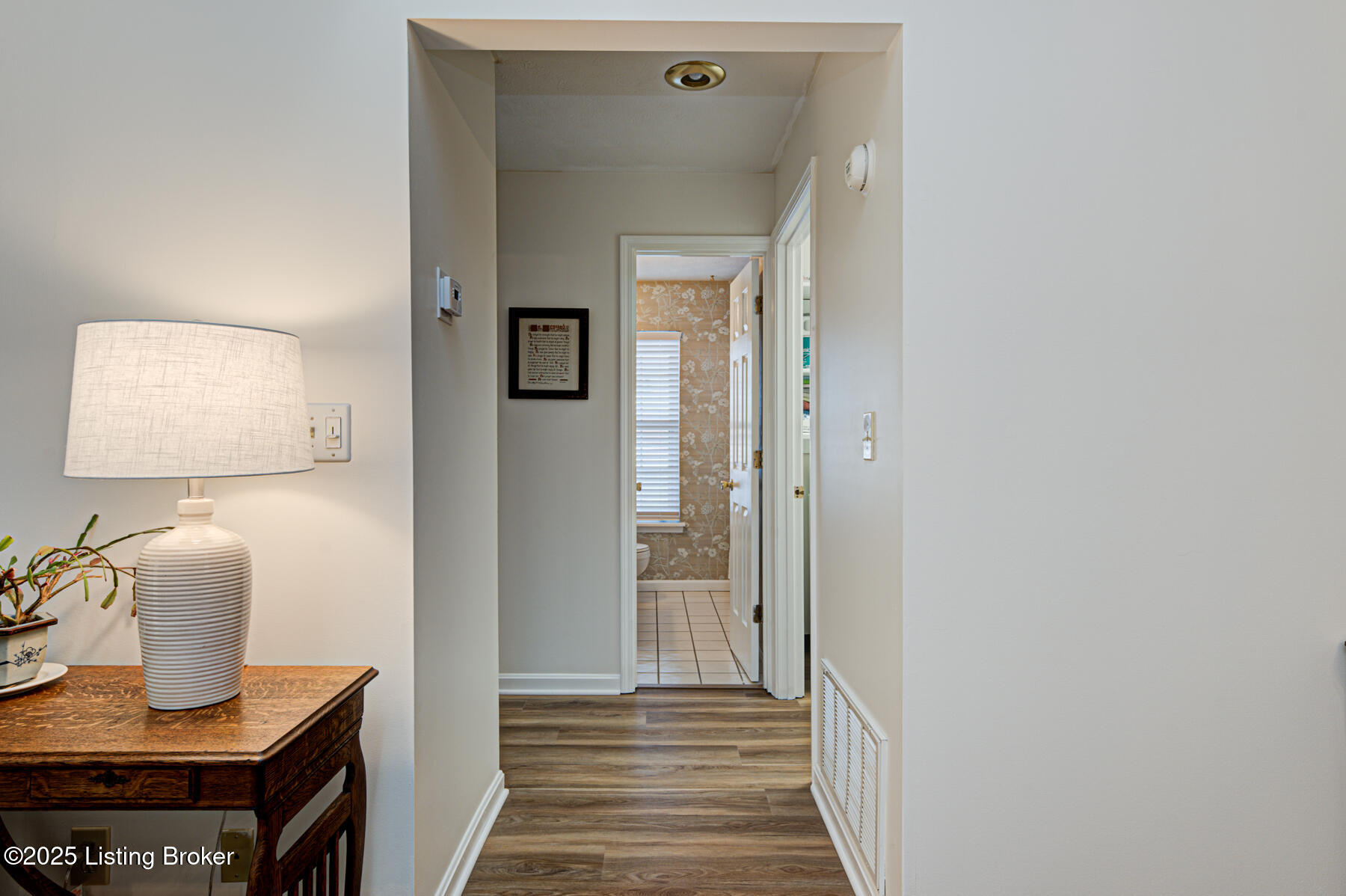 908 Forest Park Rd, Louisville, Kentucky image 18