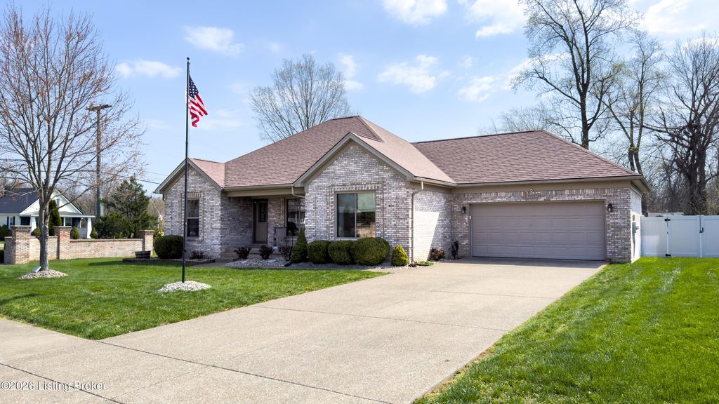 Photo of 12501 Orell Station Pl, Louisville, KY 40272 (MLS # 1712777)
