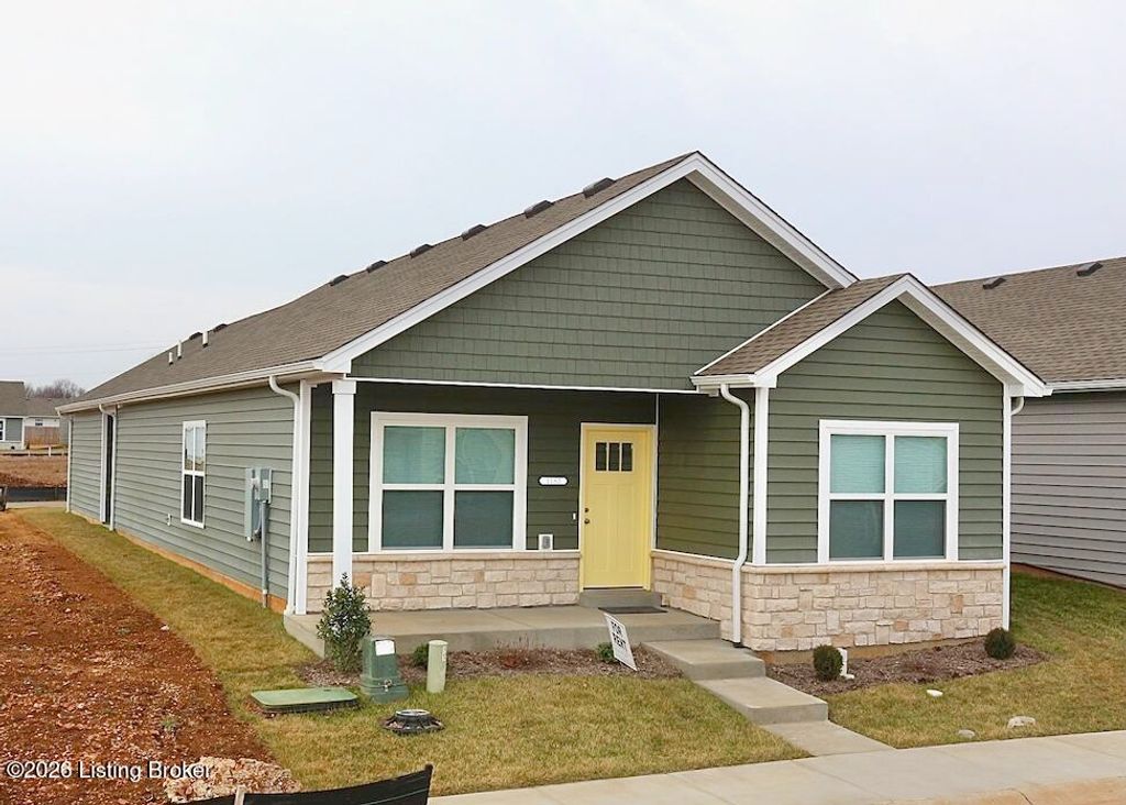 Photo of 1182 Parkland Trl, Jeffersonville, IN 47130 (MLS # 1713643)