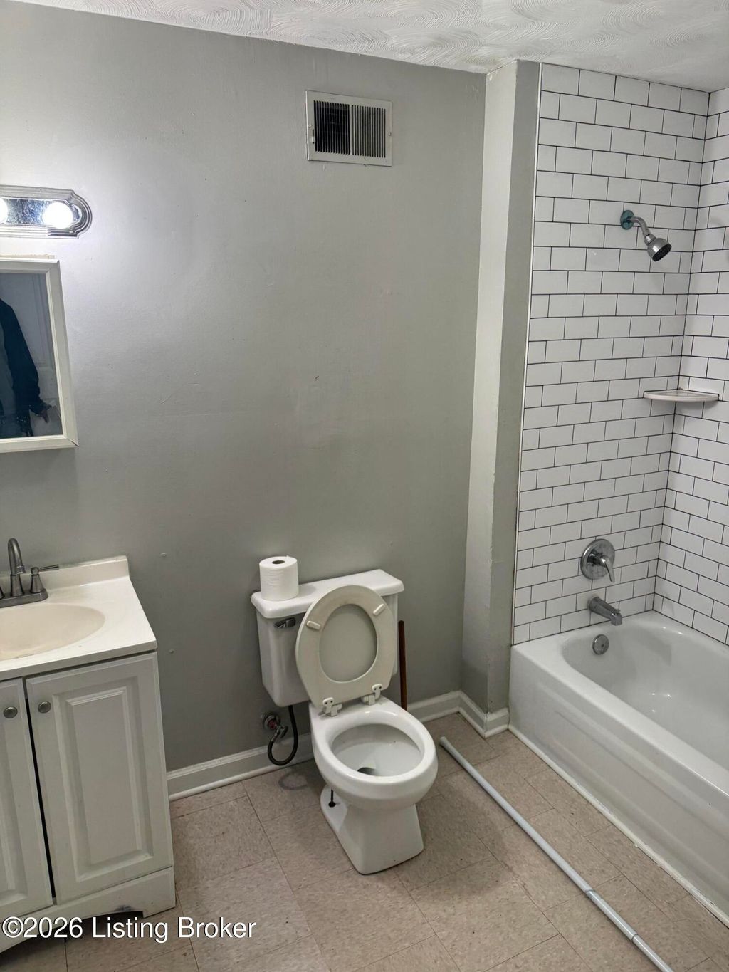 Photo of 511 N 27th St, Louisville, KY 40212 (MLS # 1714988)