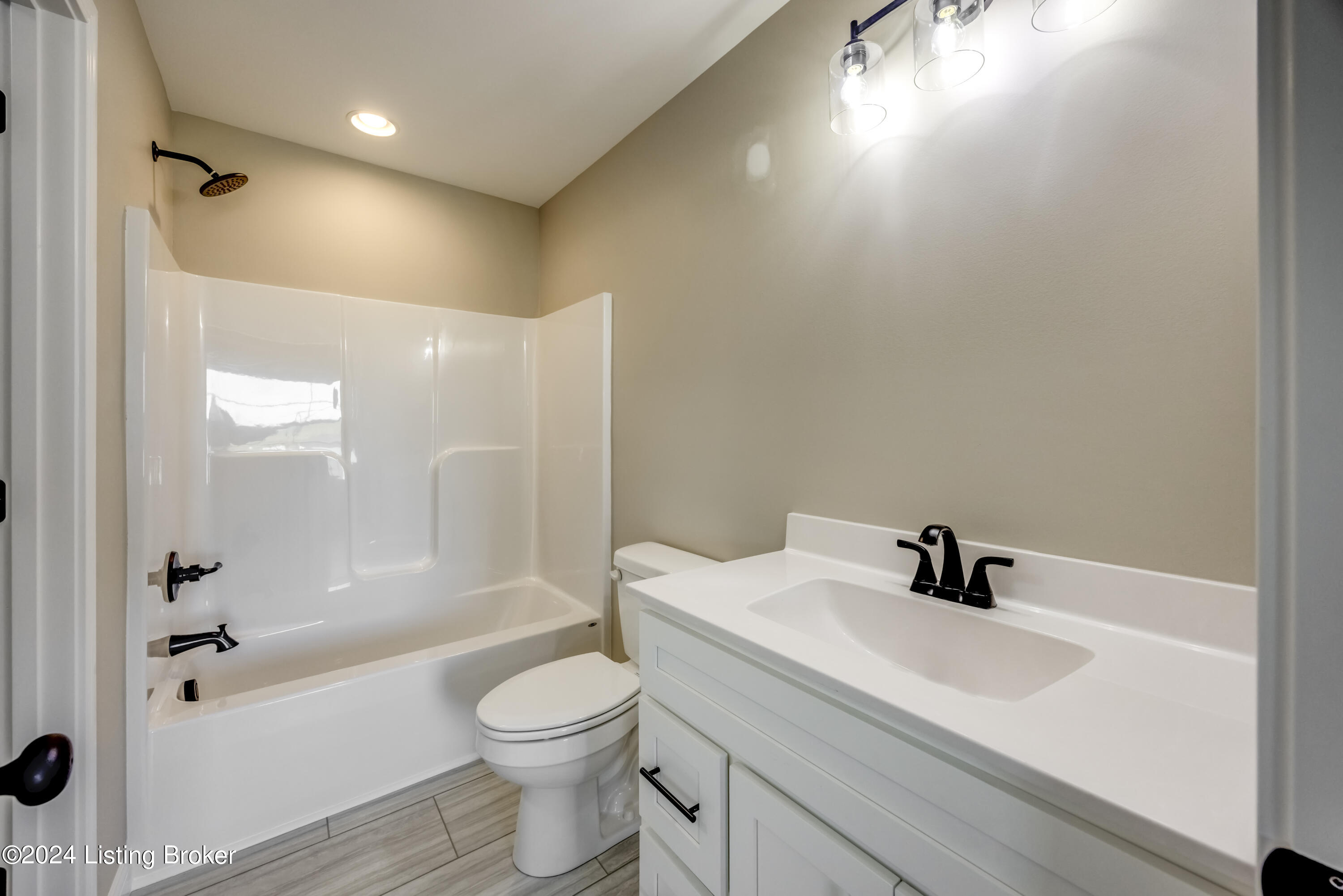 121 New Orleans Ct, Taylorsville, Pennsylvania image 14