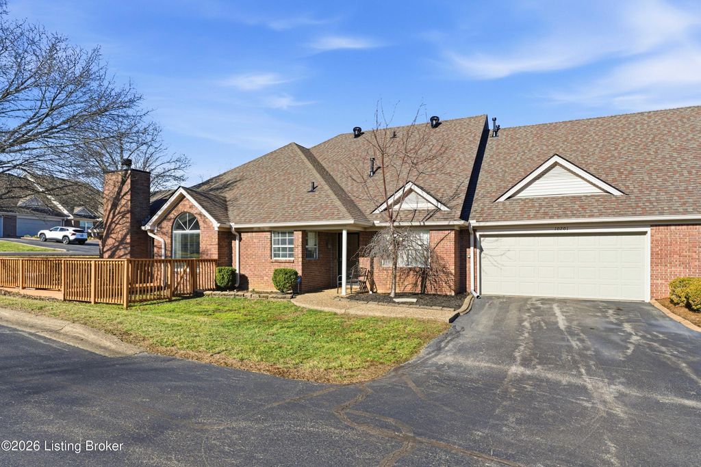 Photo of 10201 Shoal Creek Ct, Louisville, KY 40291 (MLS # 1709323)