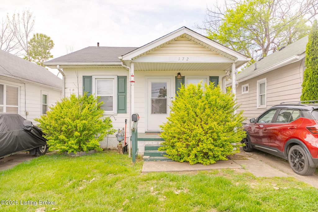 Photo of 172 E Francis Ave, Louisville, KY 40214 (MLS # 1714269)