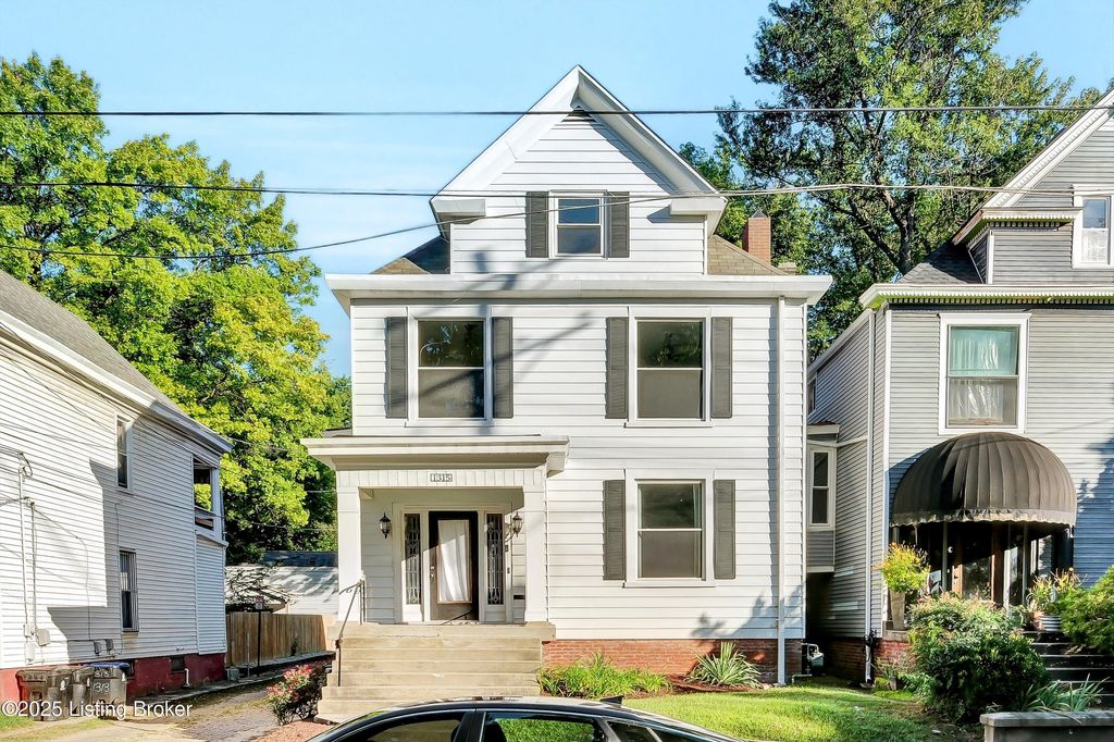 Photo of 1315 Highland Ave, Louisville, KY 40204 (MLS # 1712950)