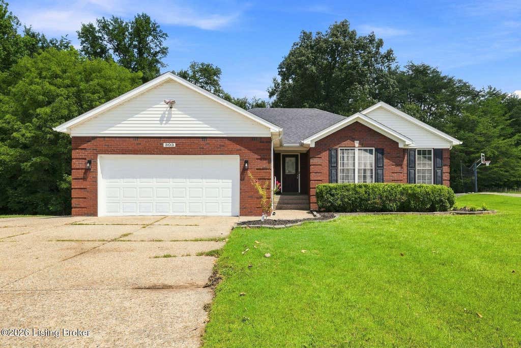 Photo of 303 Babe Dr, Fairdale, KY 40118 (MLS # 1727245)