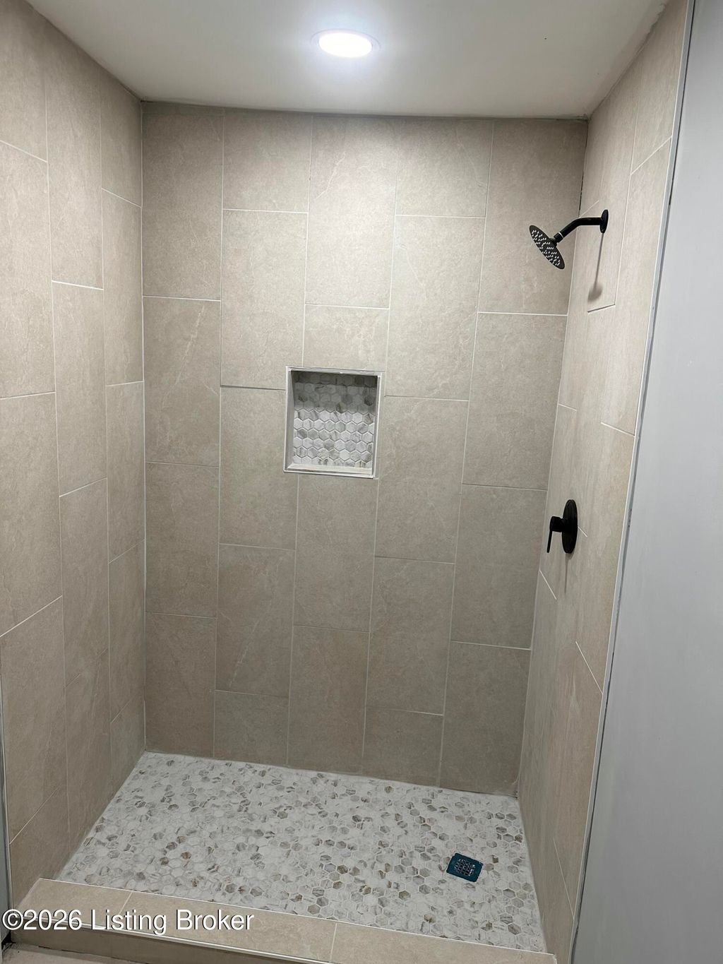 Photo of 1727 Lytle St, Louisville, KY 40203 (MLS # 1706112)