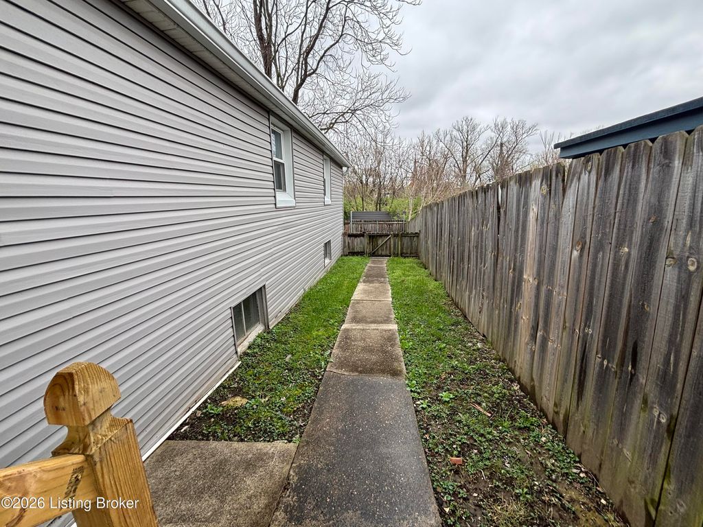 Photo of 1435 Mellwood Ave, Louisville, KY 40206 (MLS # 1714007)