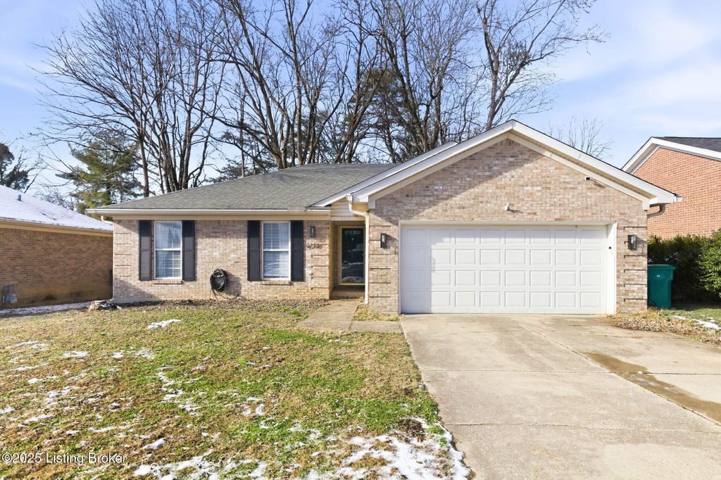 Photo of 4210 Milo Dr, Louisville, KY 40218 (MLS # 1705703)