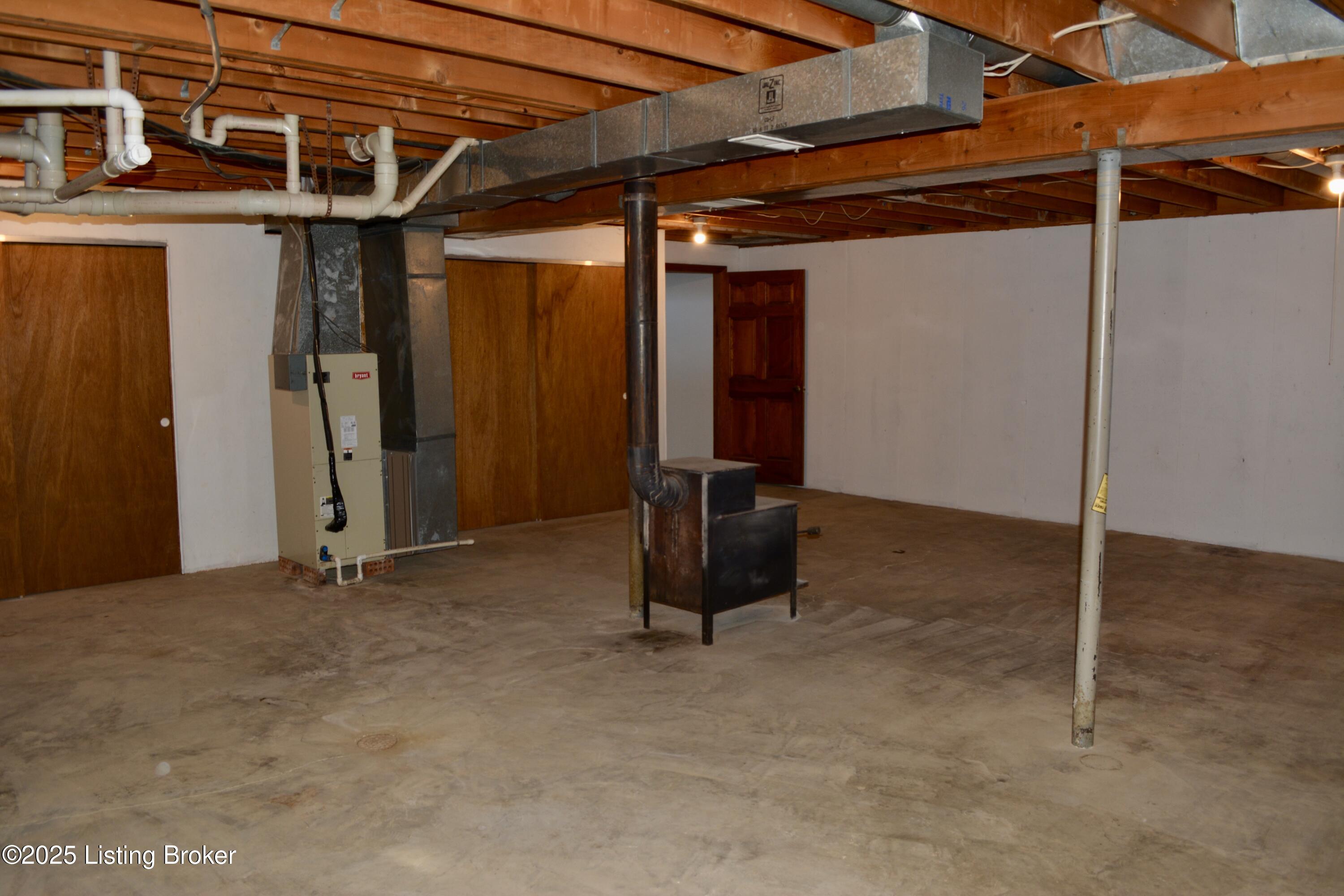 185 Locust Ln, Bedford, Kentucky image 35