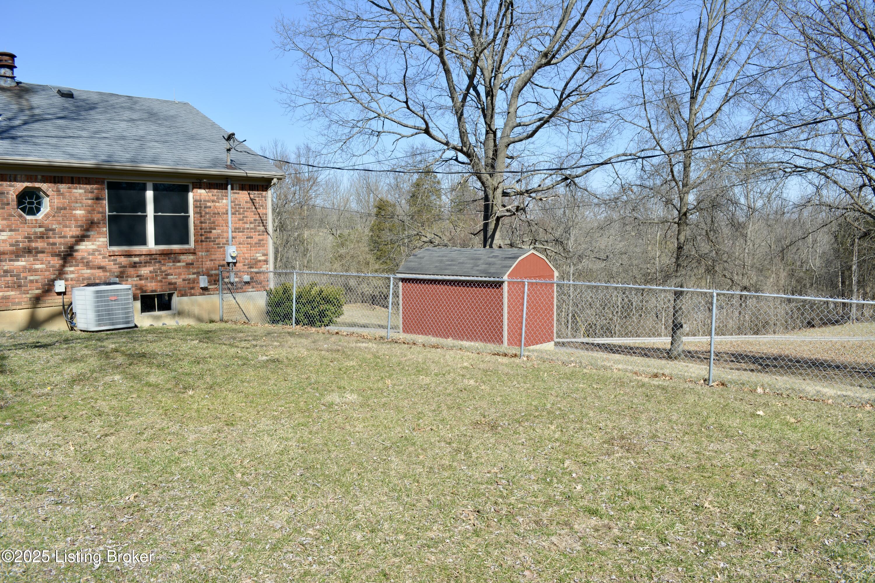 185 Locust Ln, Bedford, Kentucky image 45