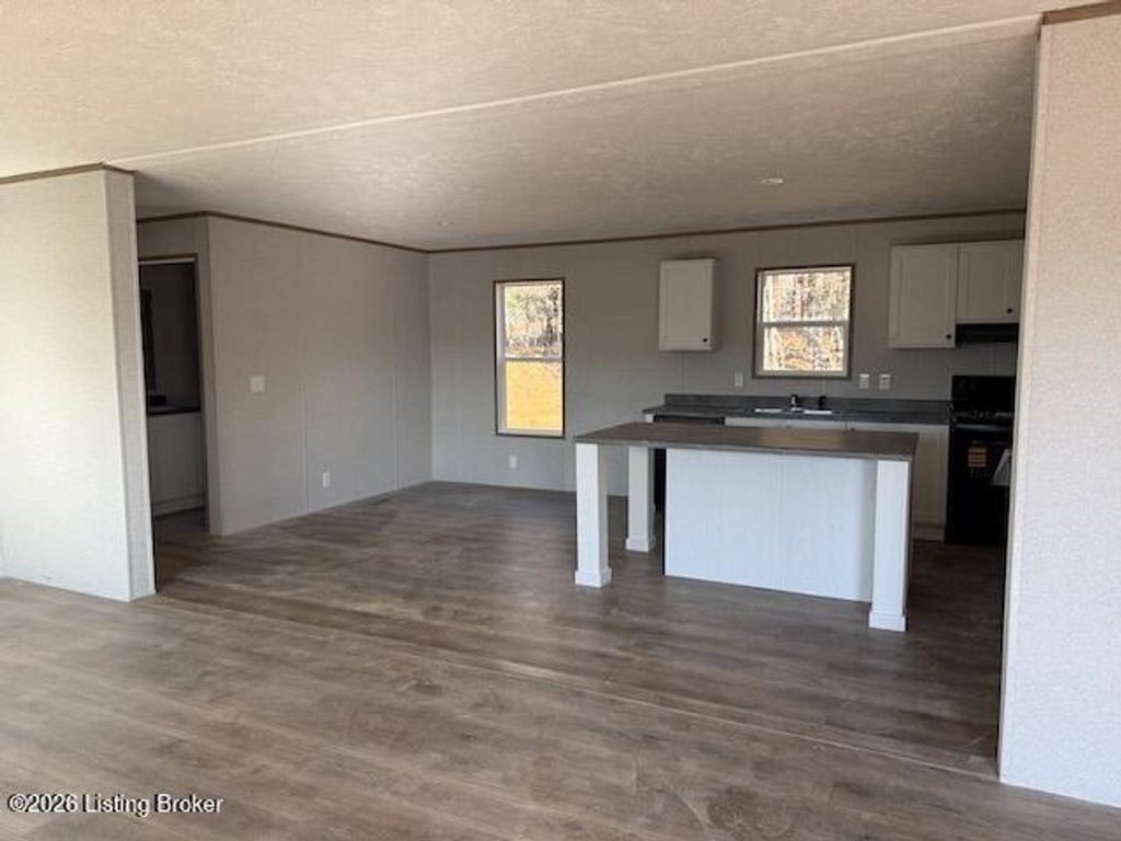 Photo of 110 Persimmon Ct, Brandenburg, KY 40108 (MLS # 1707564)