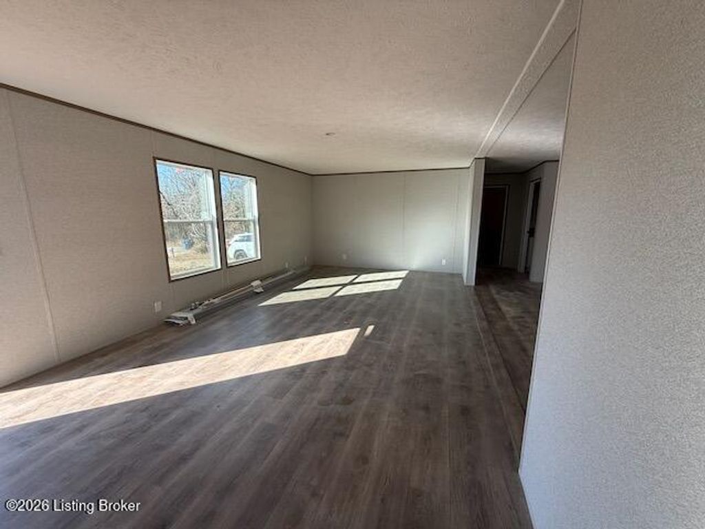 Photo of 110 Persimmon Ct, Brandenburg, KY 40108 (MLS # 1707564)