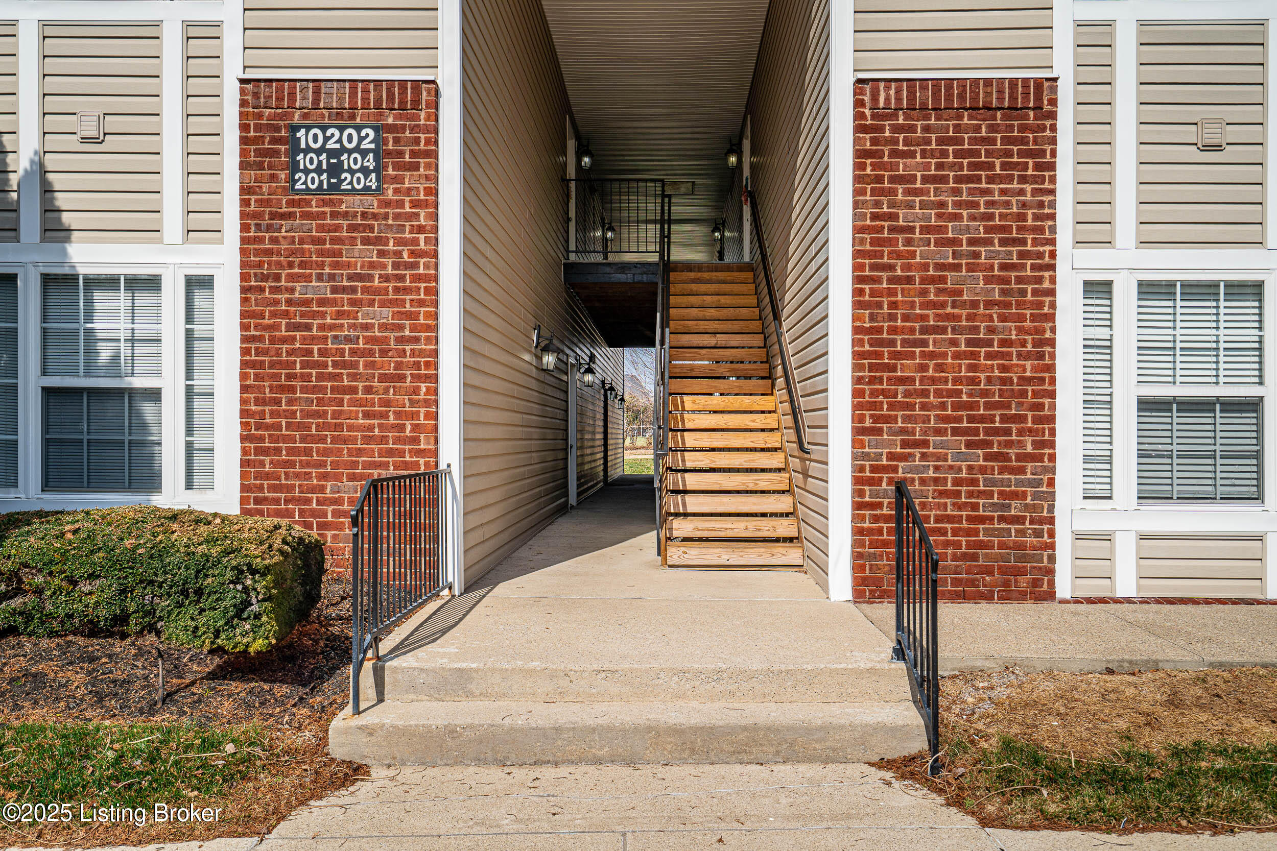 10202 Deer Vista Dr #202, Louisville, Kentucky image 4