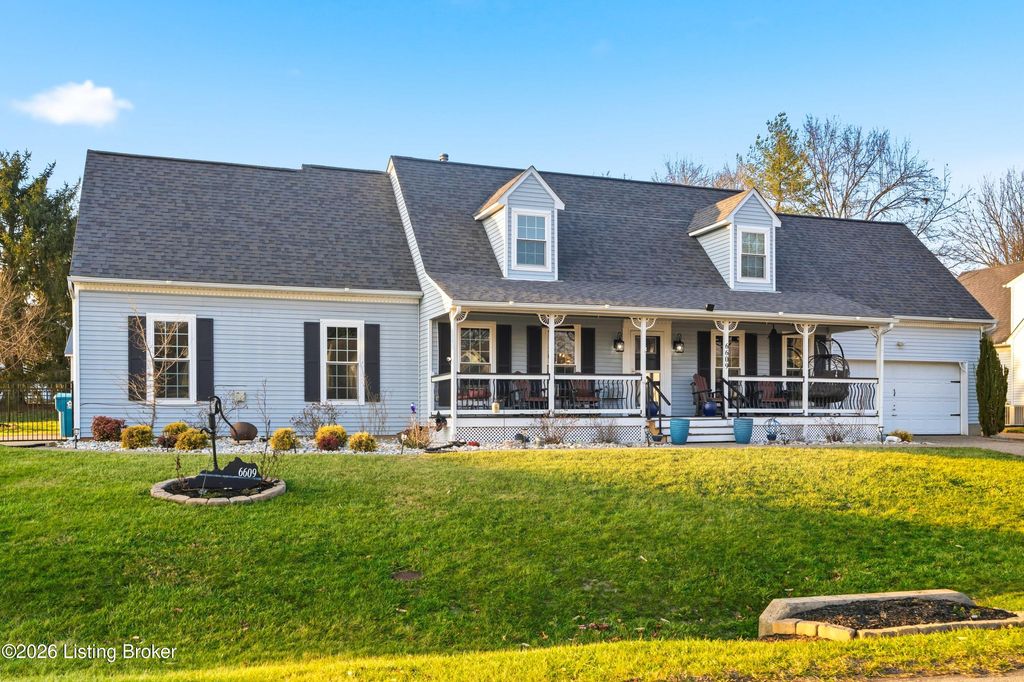 Photo of 6609 Willowrun Ln, Pewee Valley, KY 40056 (MLS # 1706574)