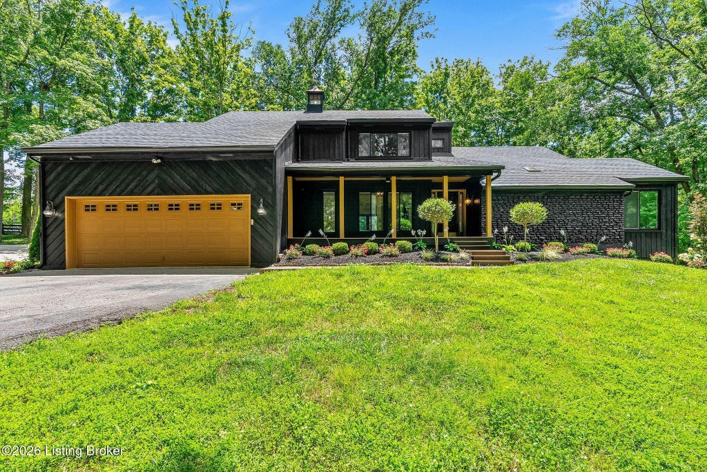 Photo of 1408 S Pope Lick Rd, Jeffersontown, KY 40299 (MLS # 1726055)