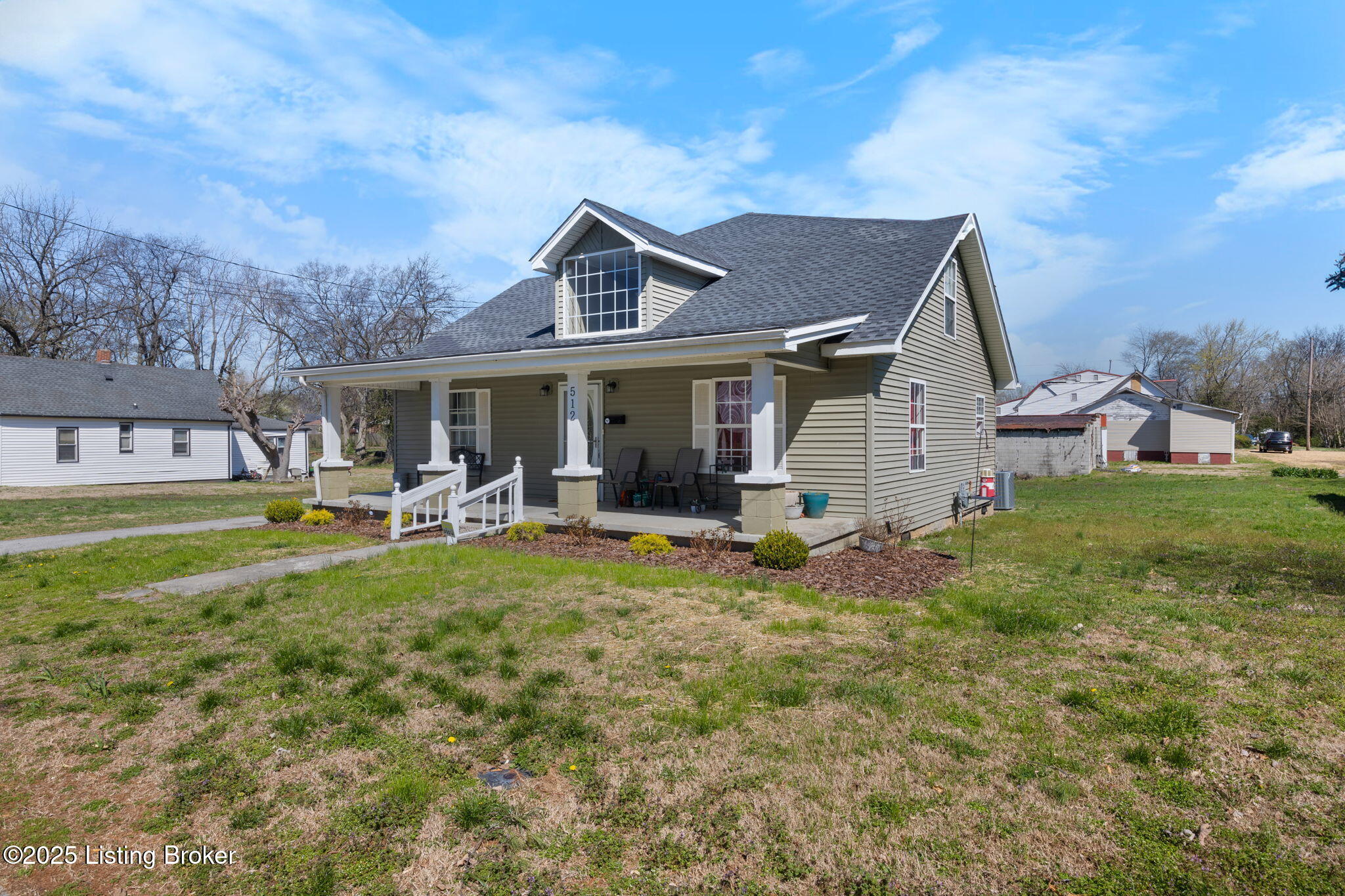 512 W Washington St, Franklin, Kentucky image 20
