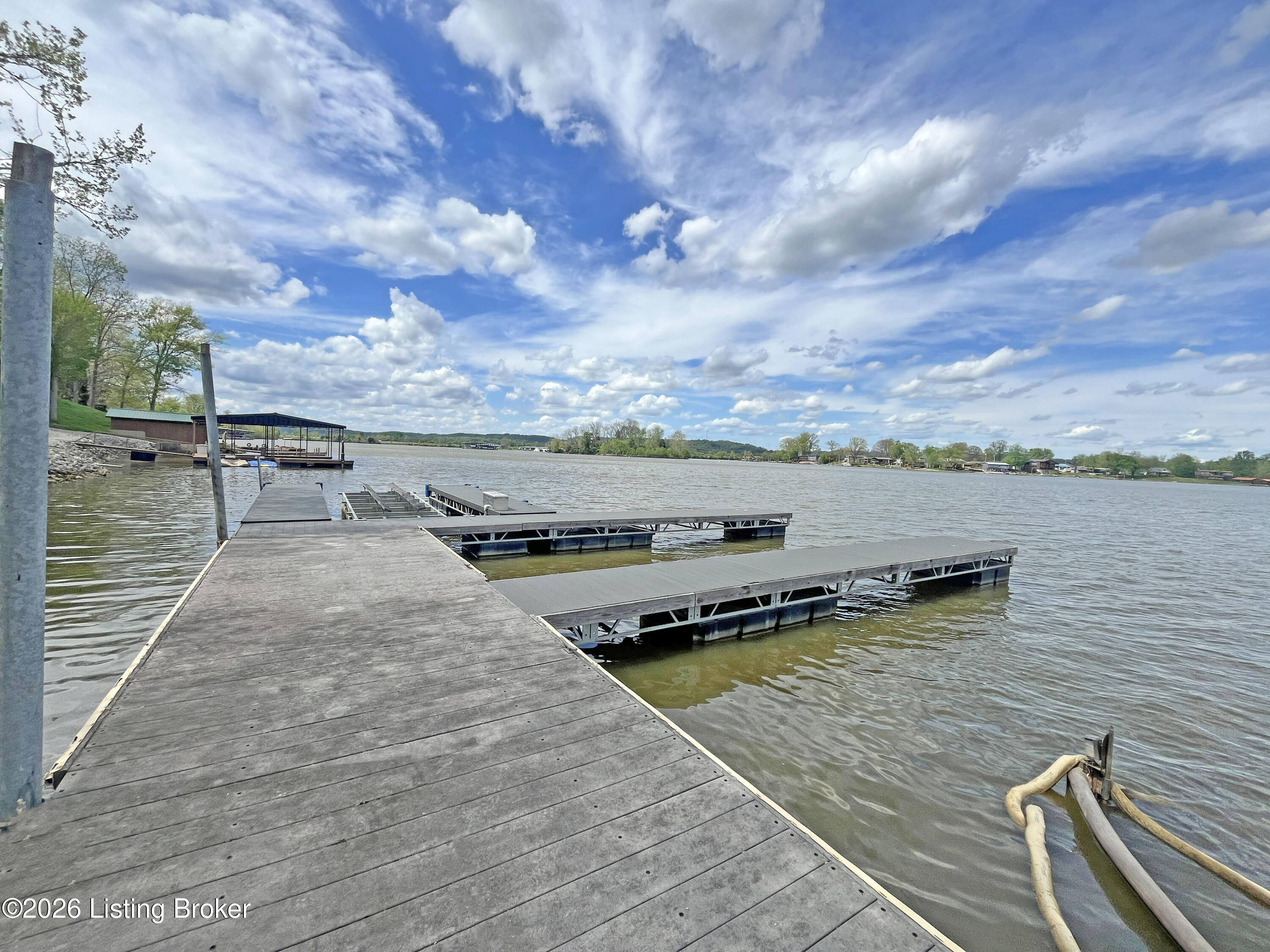 609 Hillandale Dr
