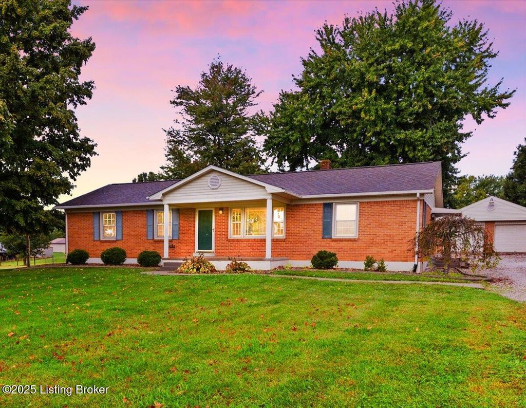 Photo of 63 Saint John Church Road Rd, Elizabethtown, KY 42701 (MLS # 1700222)