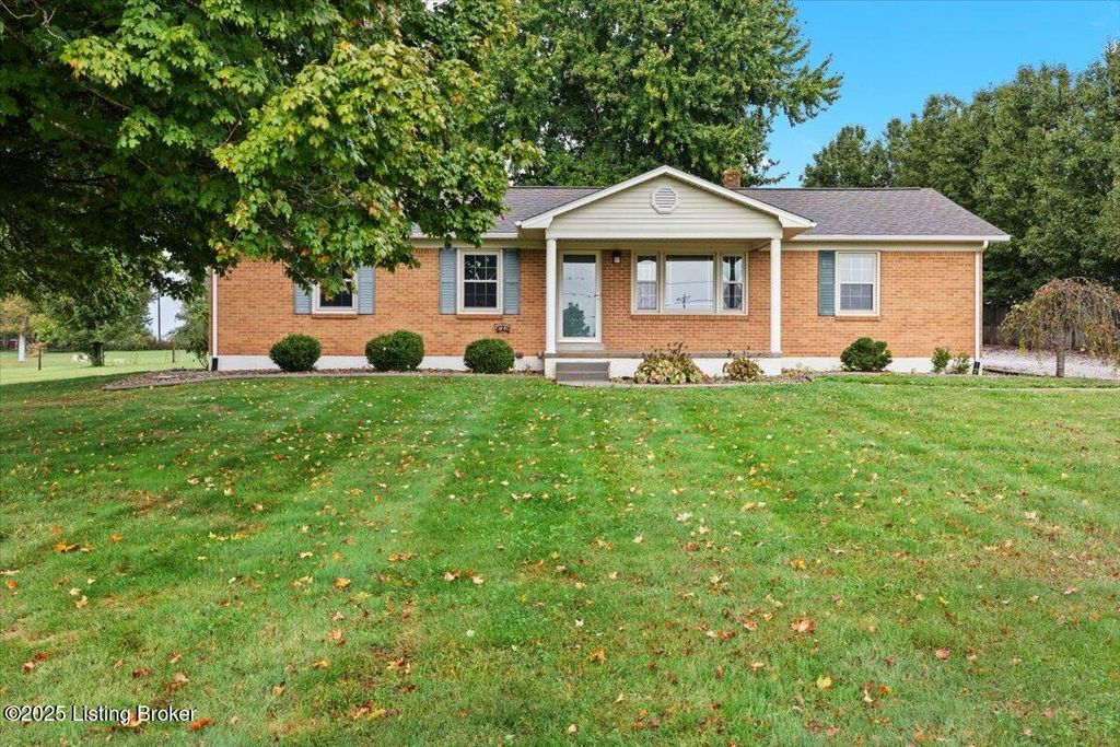 Photo of 63 Saint John Church Road Rd, Elizabethtown, KY 42701 (MLS # 1700222)