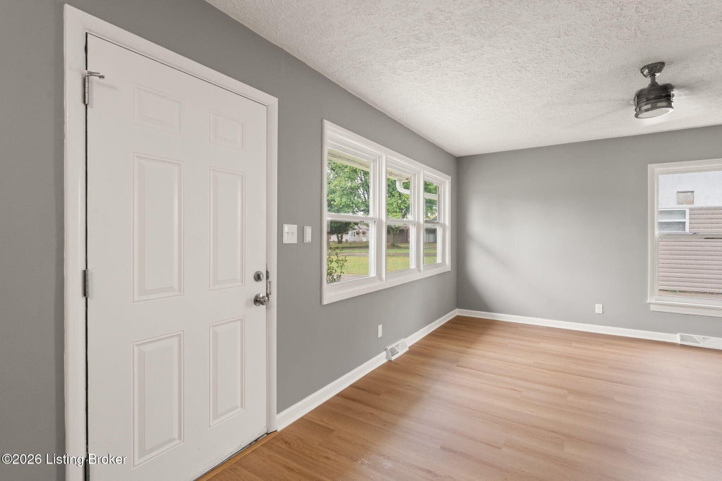 Photo of 4800 Partridge Run, Louisville, KY 40213 (MLS # 1732907)