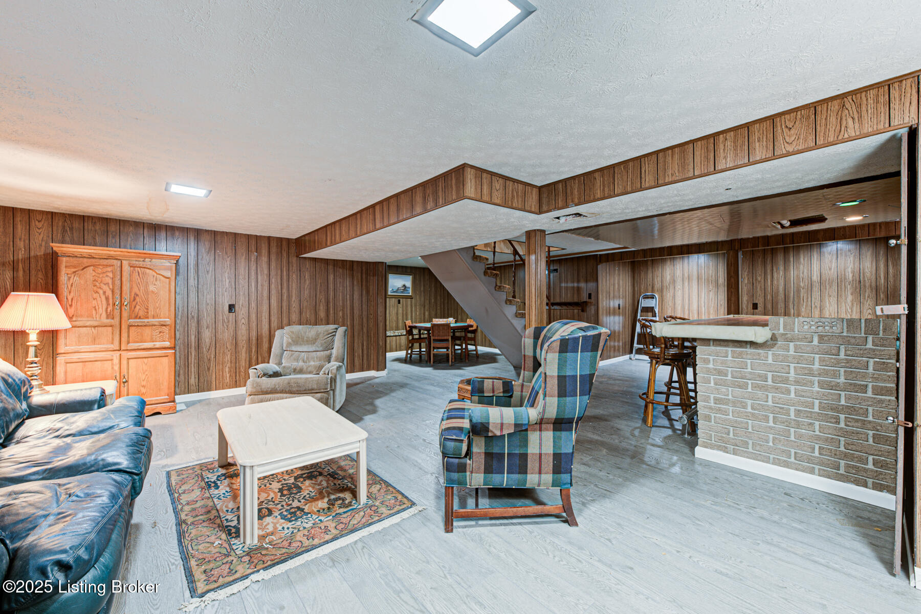 9102 Bristol Ave, Louisville, Kentucky image 24