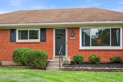 Tiny photo for 2513 Harmony Rd, Louisville, KY 40299 (MLS # 1729807)