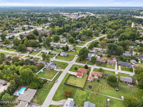 Tiny photo for 2513 Harmony Rd, Louisville, KY 40299 (MLS # 1729807)