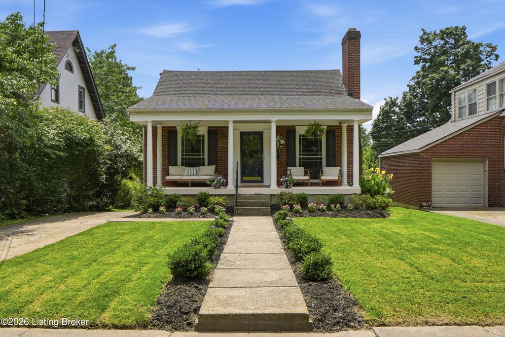 Photo of 2020 Emerson Ave, Louisville, KY 40205 (MLS # 1722560)