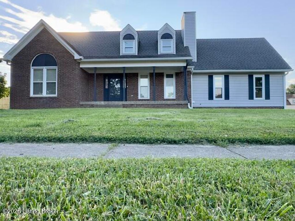 Photo of 12000 Lavenia Ln, Louisville, KY 40272 (MLS # 1719025)