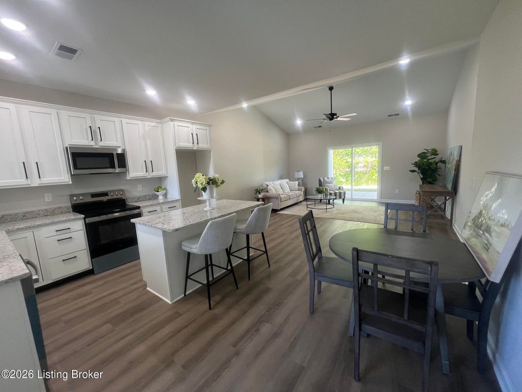 Photo of 10930 Brookley Dr, Louisville, KY 40229 (MLS # 1717062)