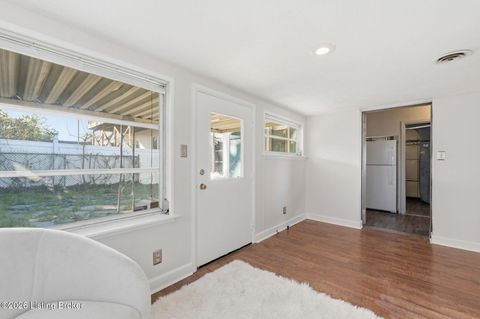 Tiny photo for 2827 Eleanor Ave, Louisville, KY 40205 (MLS # 1712715)