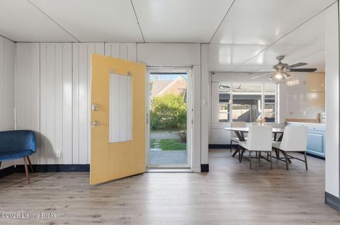 Tiny photo for 2827 Eleanor Ave, Louisville, KY 40205 (MLS # 1712715)