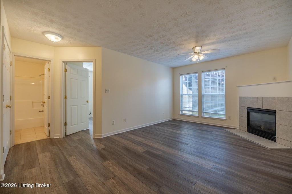 Photo of 1110 Neon Way, Louisville, KY 40204 (MLS # 1730011)