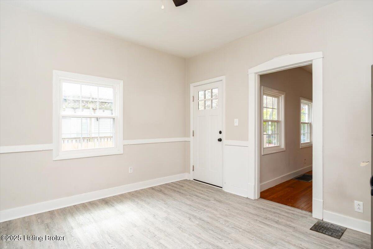 1205 Fischer Ave, Louisville, Kentucky image 15