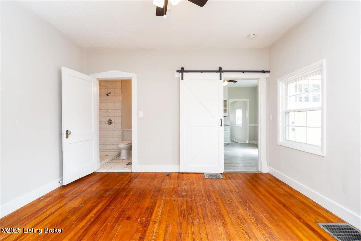 1205 Fischer Ave, Louisville, Kentucky image 6