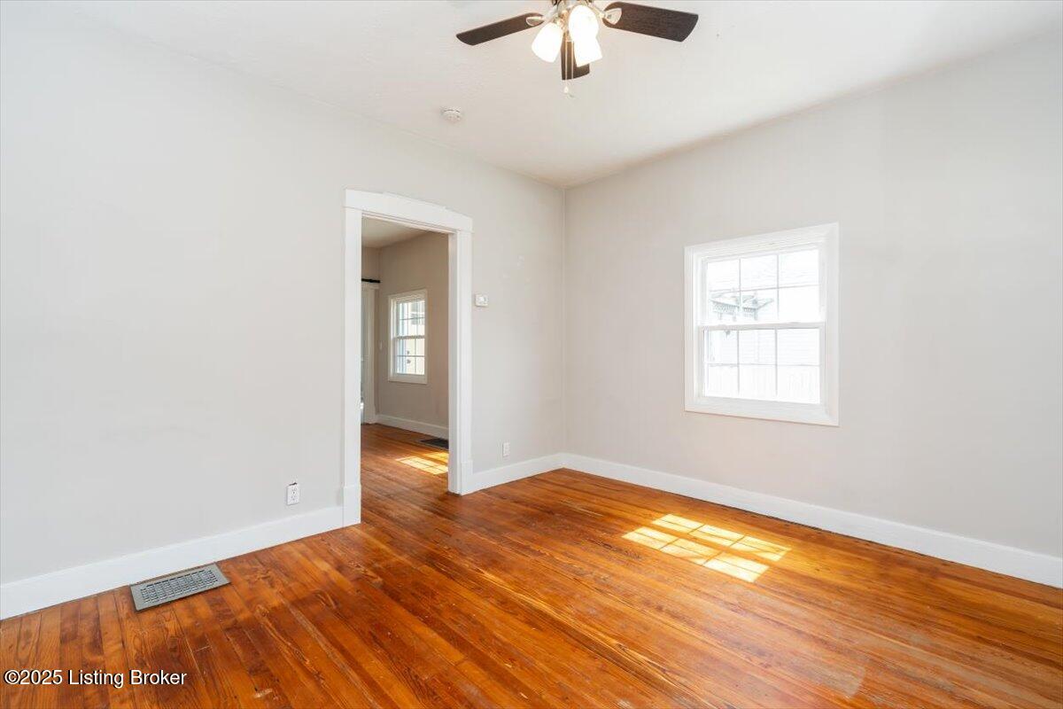 1205 Fischer Ave, Louisville, Kentucky image 4